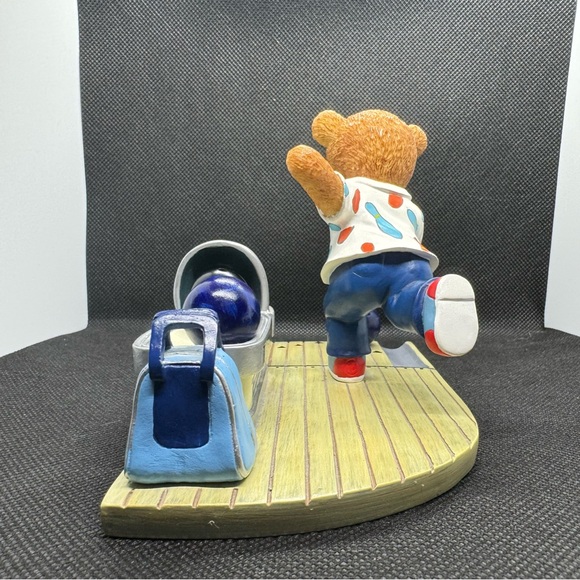 Teddy Lanes Collection Figure Faithful Fuzzies ALL In Delivery Bowling Bowl Cute - Picture 5 of 9
